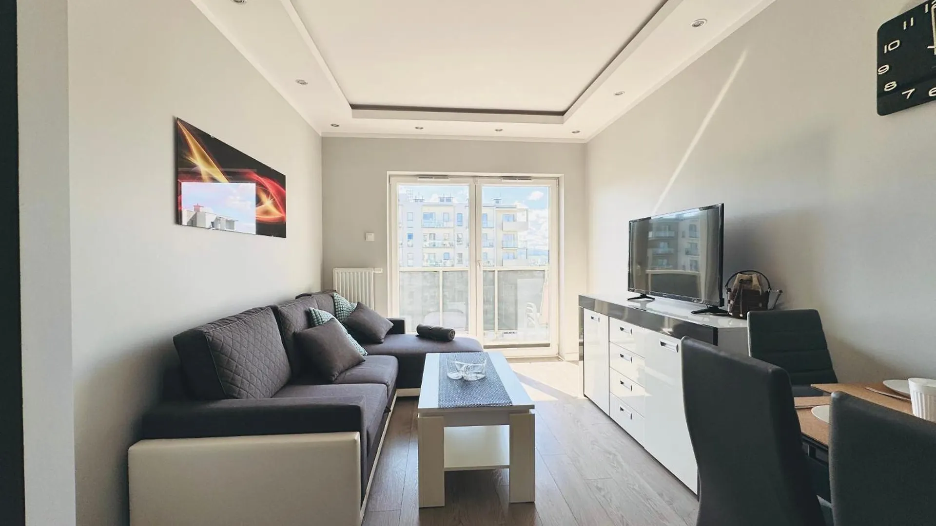 Cloudlight Apartment - Fiesta Apartments Gdansk