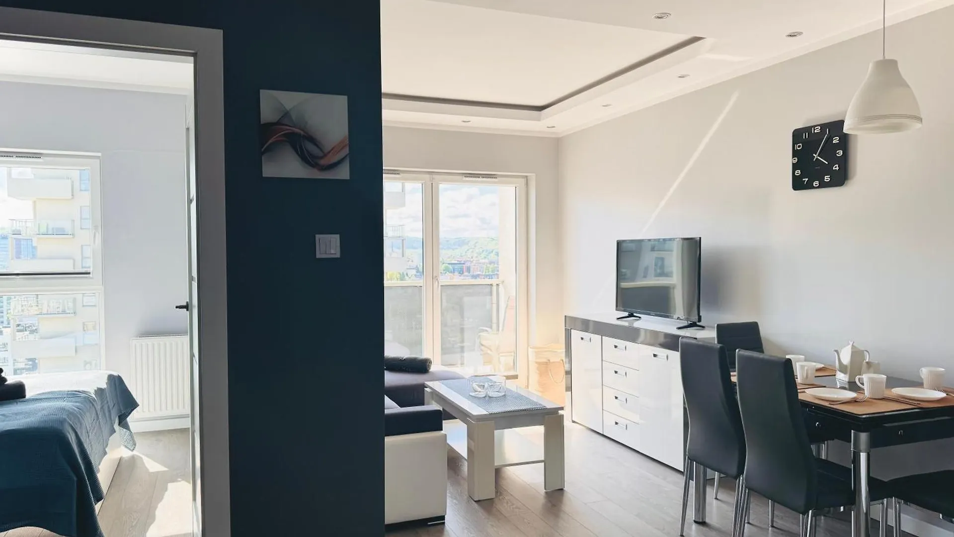 Cloudlight Apartment - Fiesta Apartments Gdansk Poland
